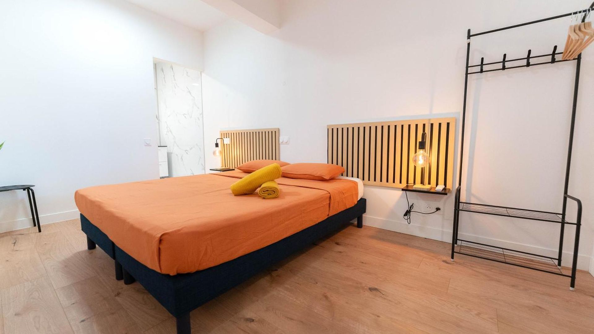 Grand Idéal Famille, Proche Plage, Bon Emplacement Pour Visiter La Côte D'azur Appartement Nice