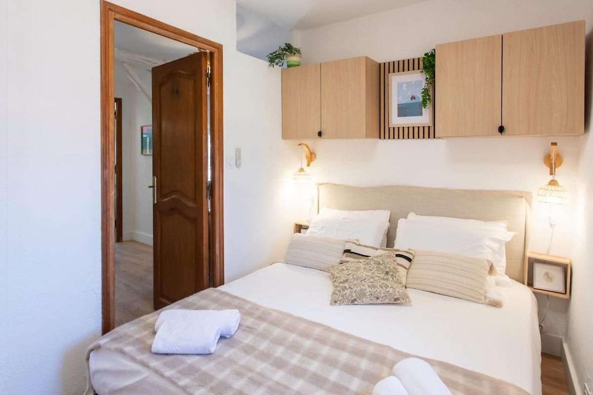 #36 Staywizus - Bright Eagle Nest Old Town 5 Mins From Sea Ac Wifi Appartement