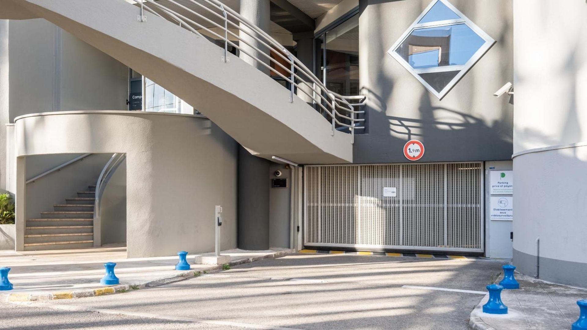 Campanile Prime - Airport
