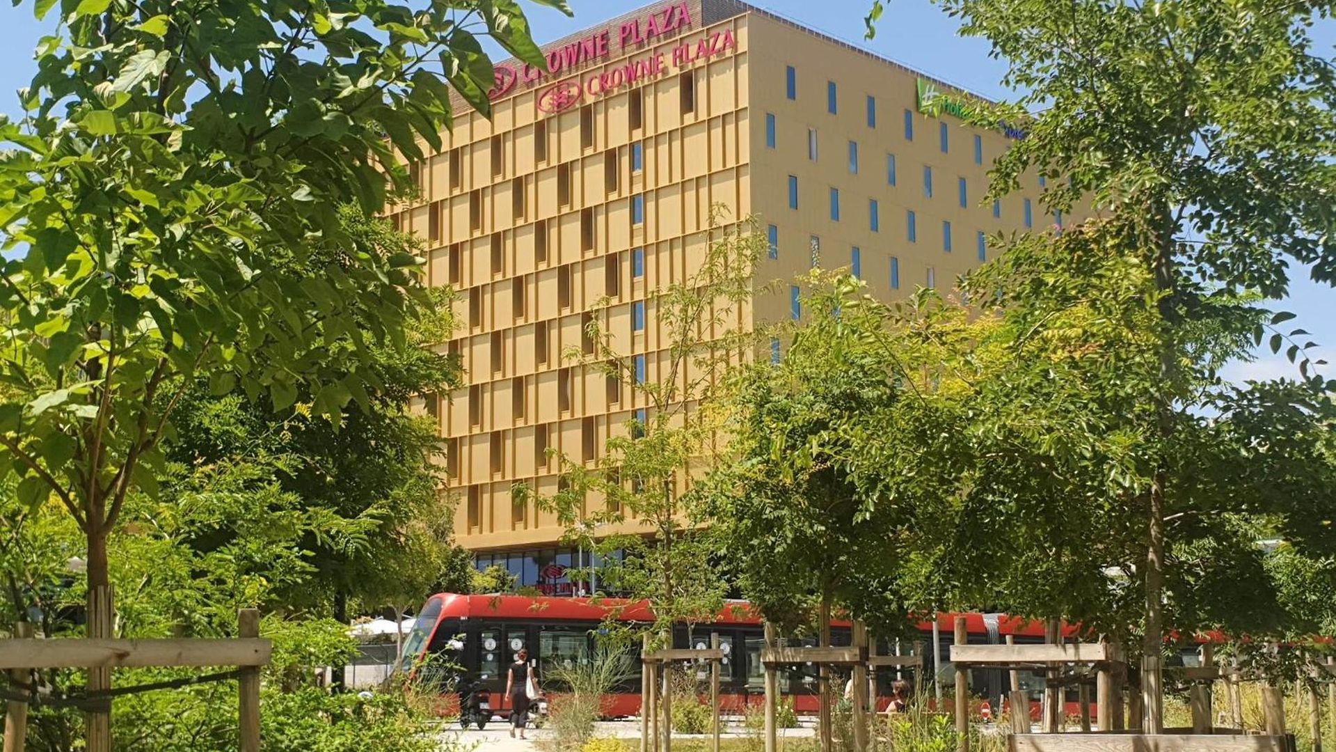 Express - - Grand Arenas By Ihg
