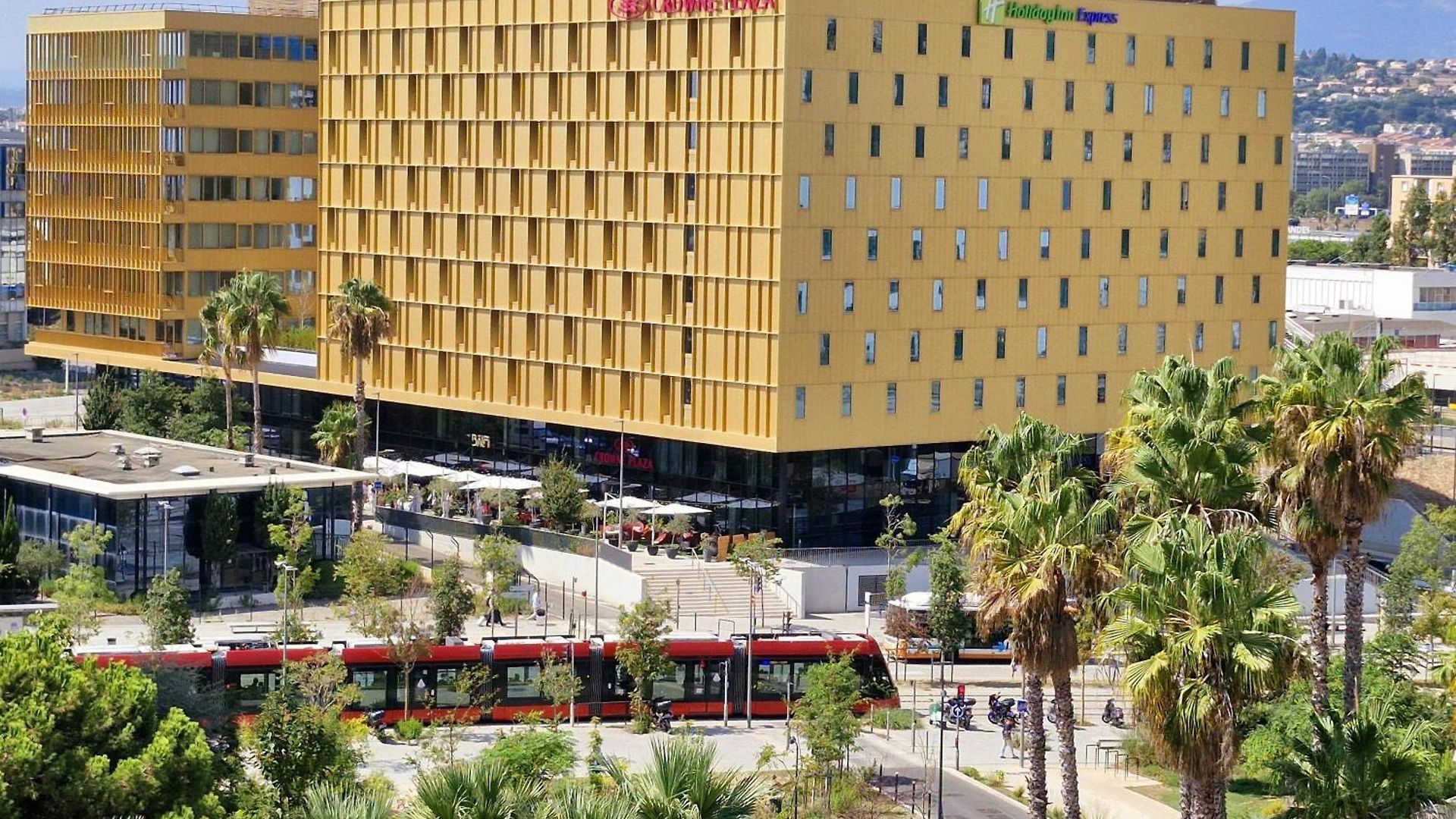 Express - - Grand Arenas By Ihg