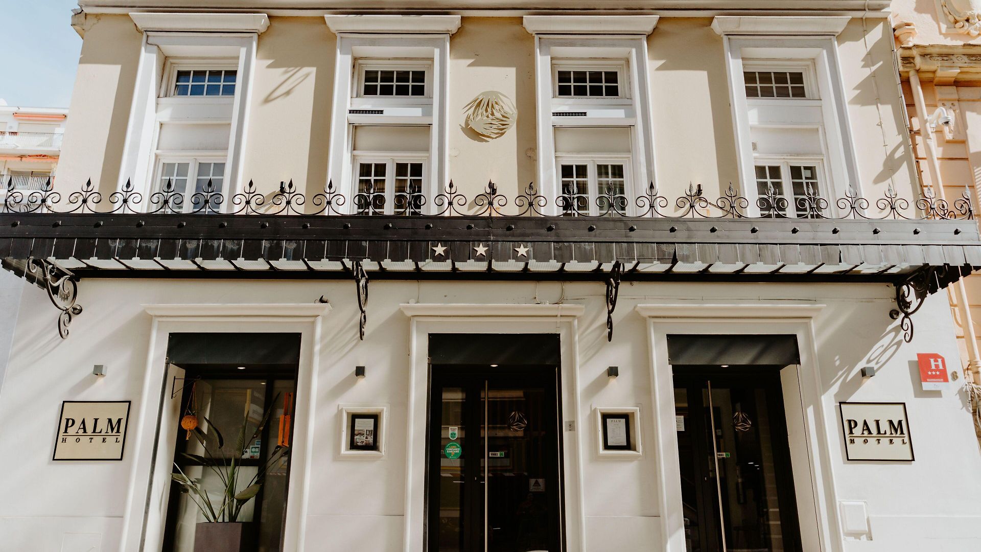 Hotel Palm Boutique