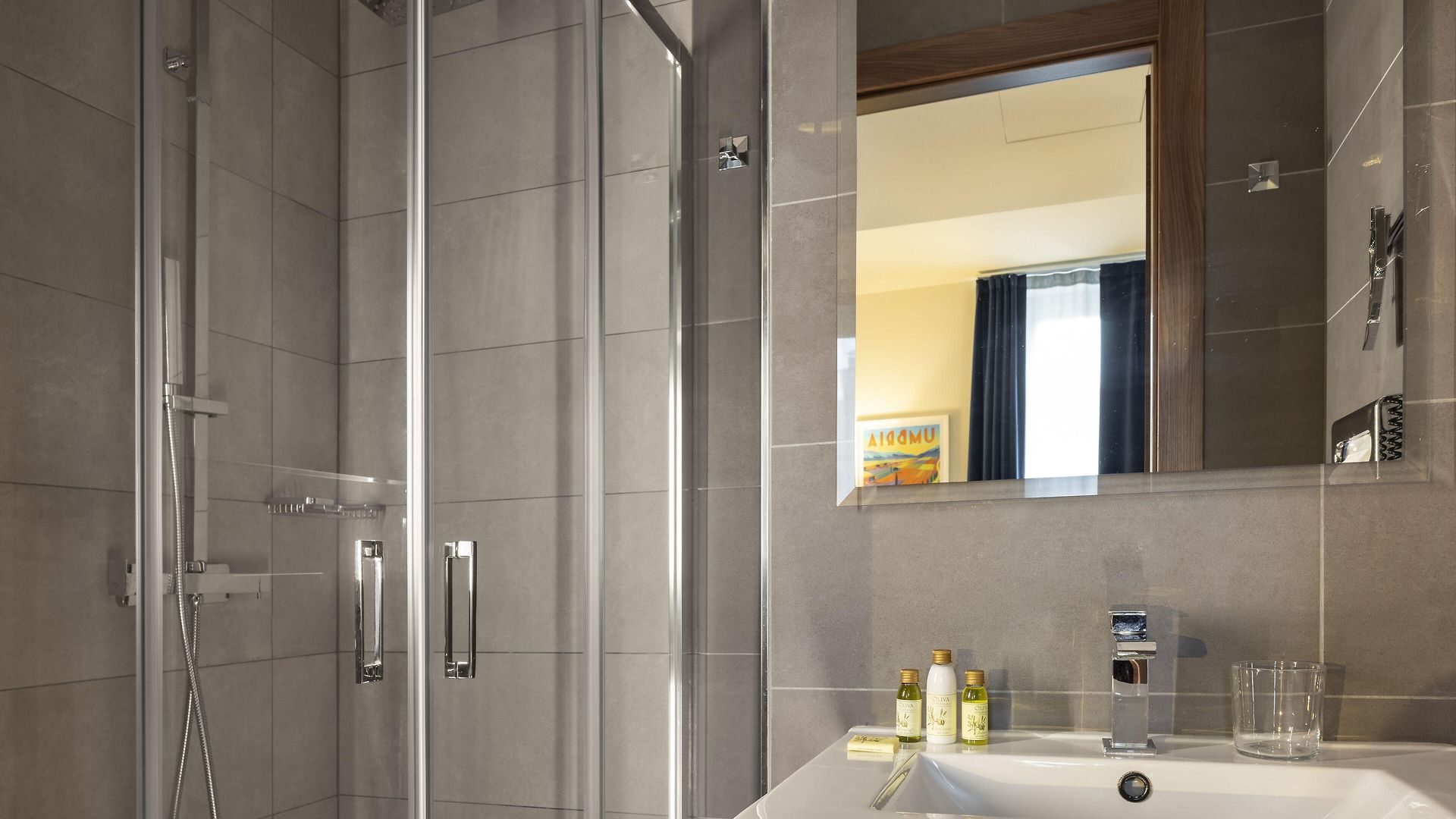 Azur Riviera Hotel 4*
