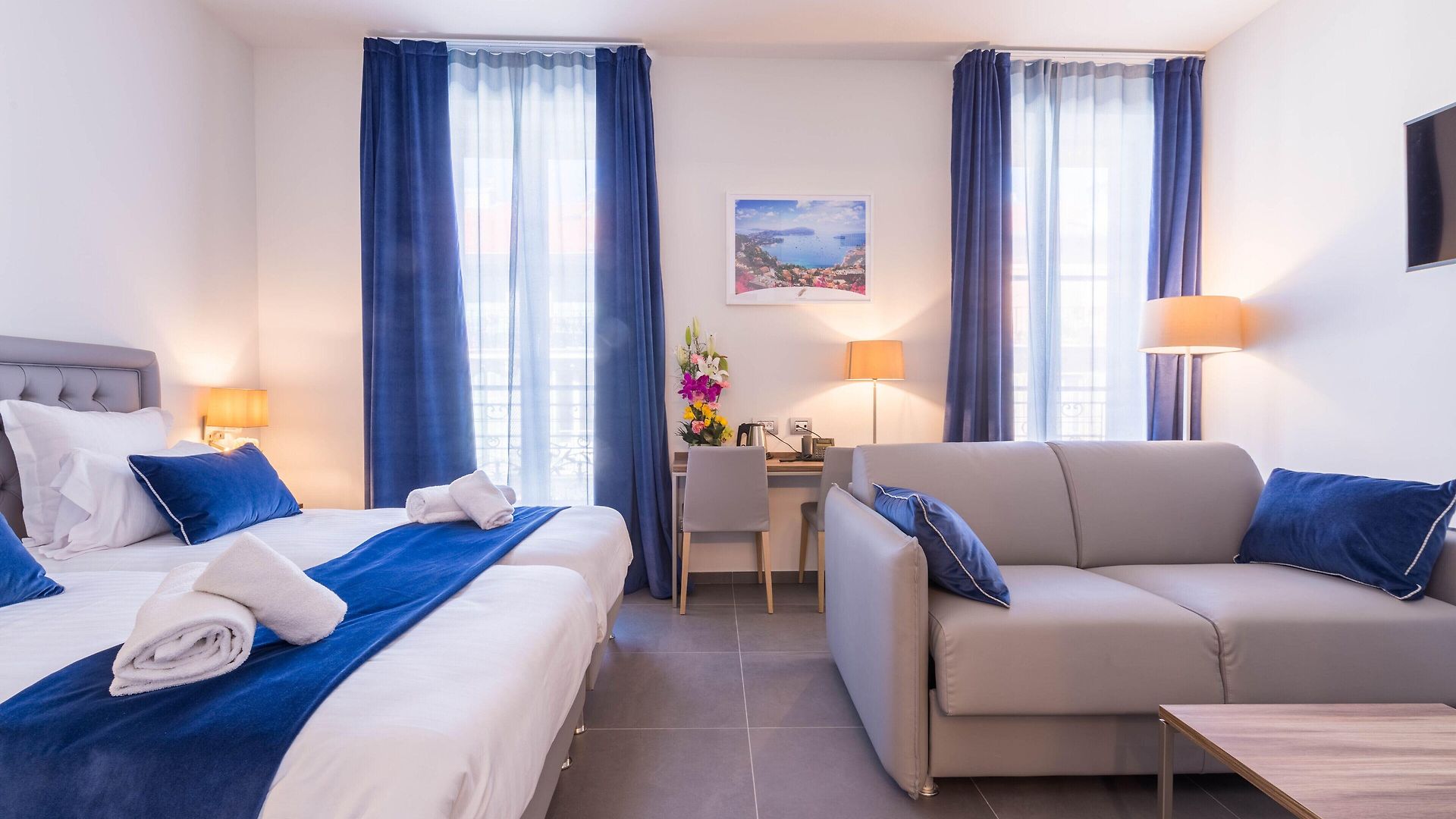 Azur Riviera Hotel