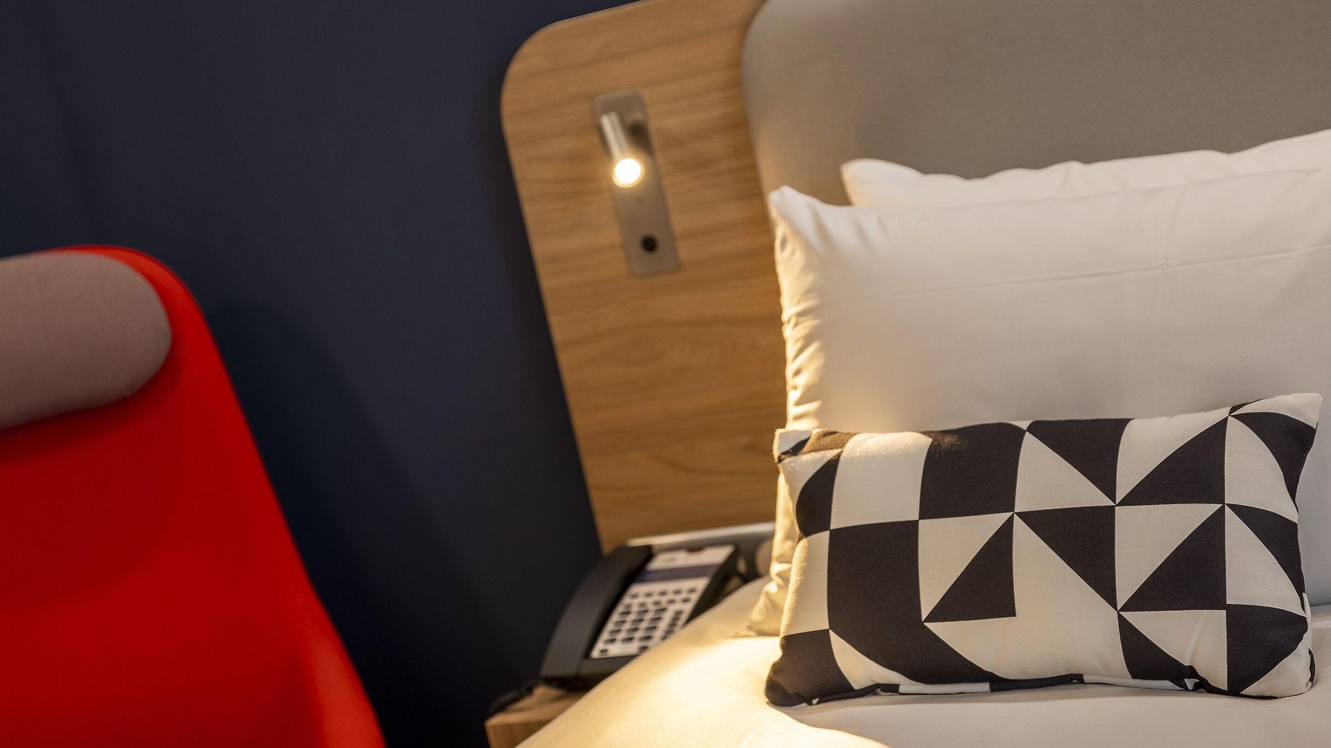 Hotel Express - - Grand Arenas By Ihg