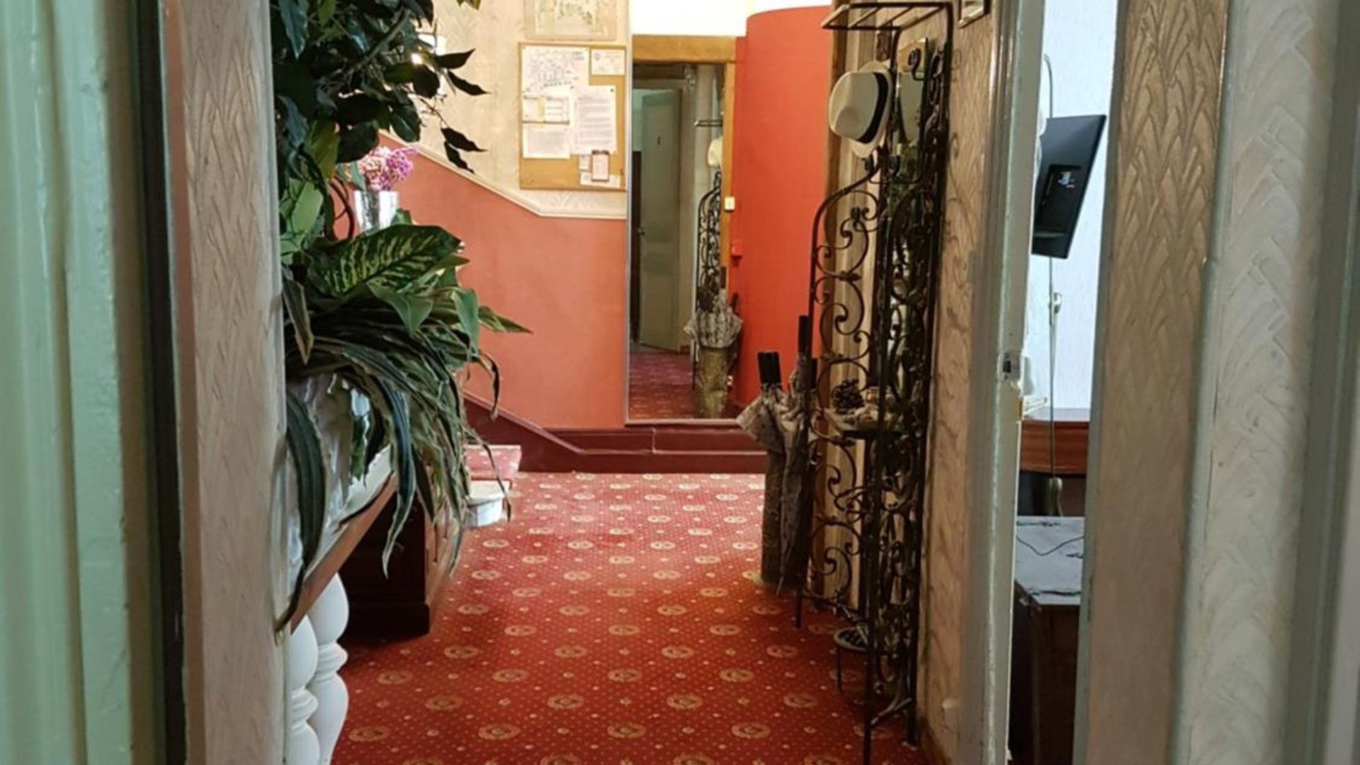 Hotel Cronstadt 3*