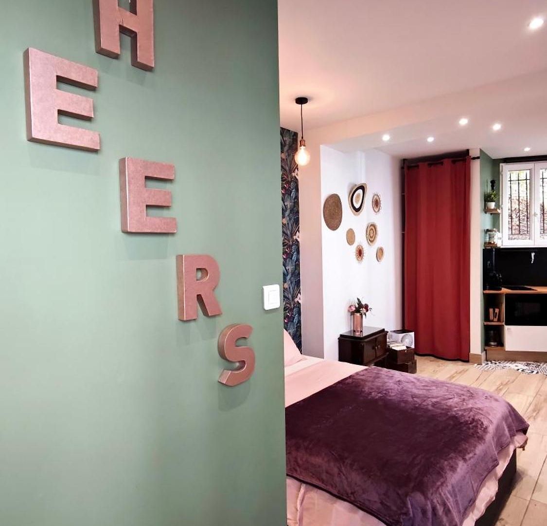 De Charme Climatisé Gare Riquier Appartement *