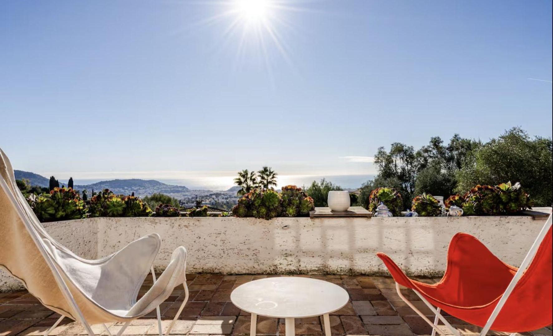Hébergement de vacances De Luxe Sur Les Collines Niçoises