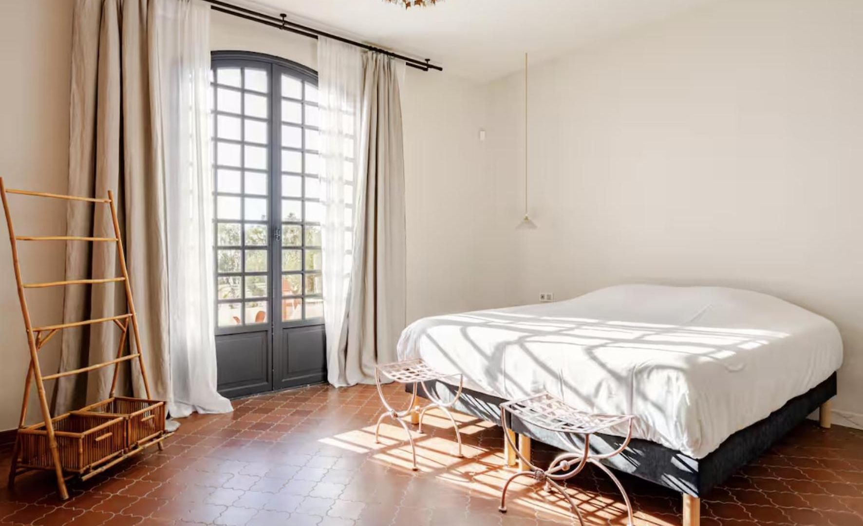 De Luxe Sur Les Collines Niçoises Hébergement de vacances Nice