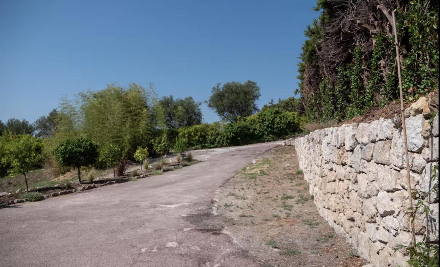 Hébergement de vacances De Luxe Sur Les Collines Niçoises *