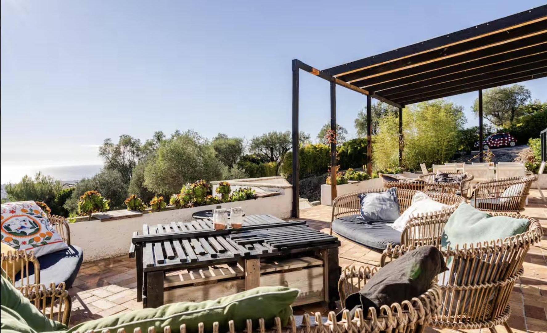 De Luxe Sur Les Collines Niçoises Hébergement de vacances *