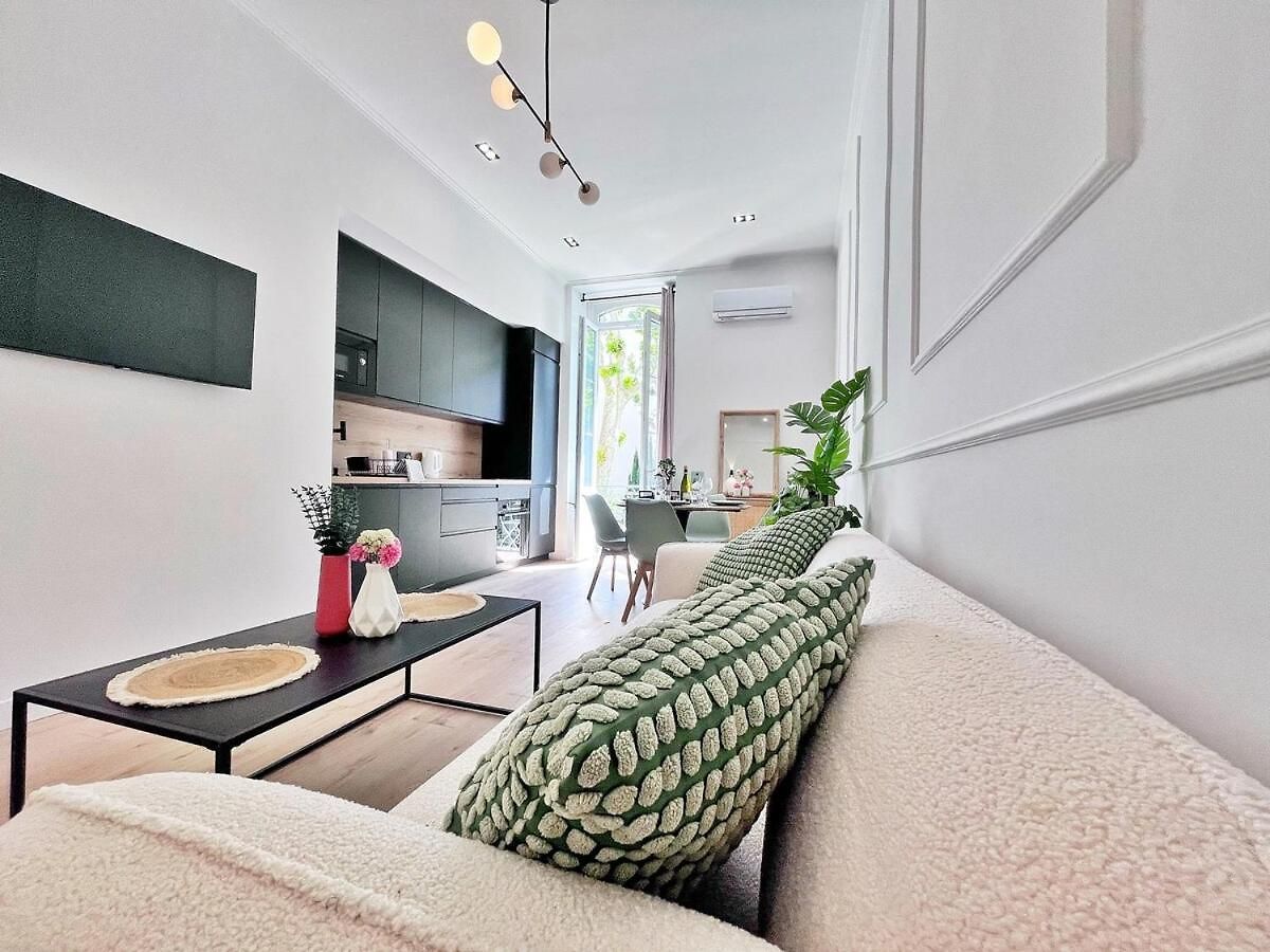 Ref 118 Oliviera 2 Beds In Riquier Appartement Nice