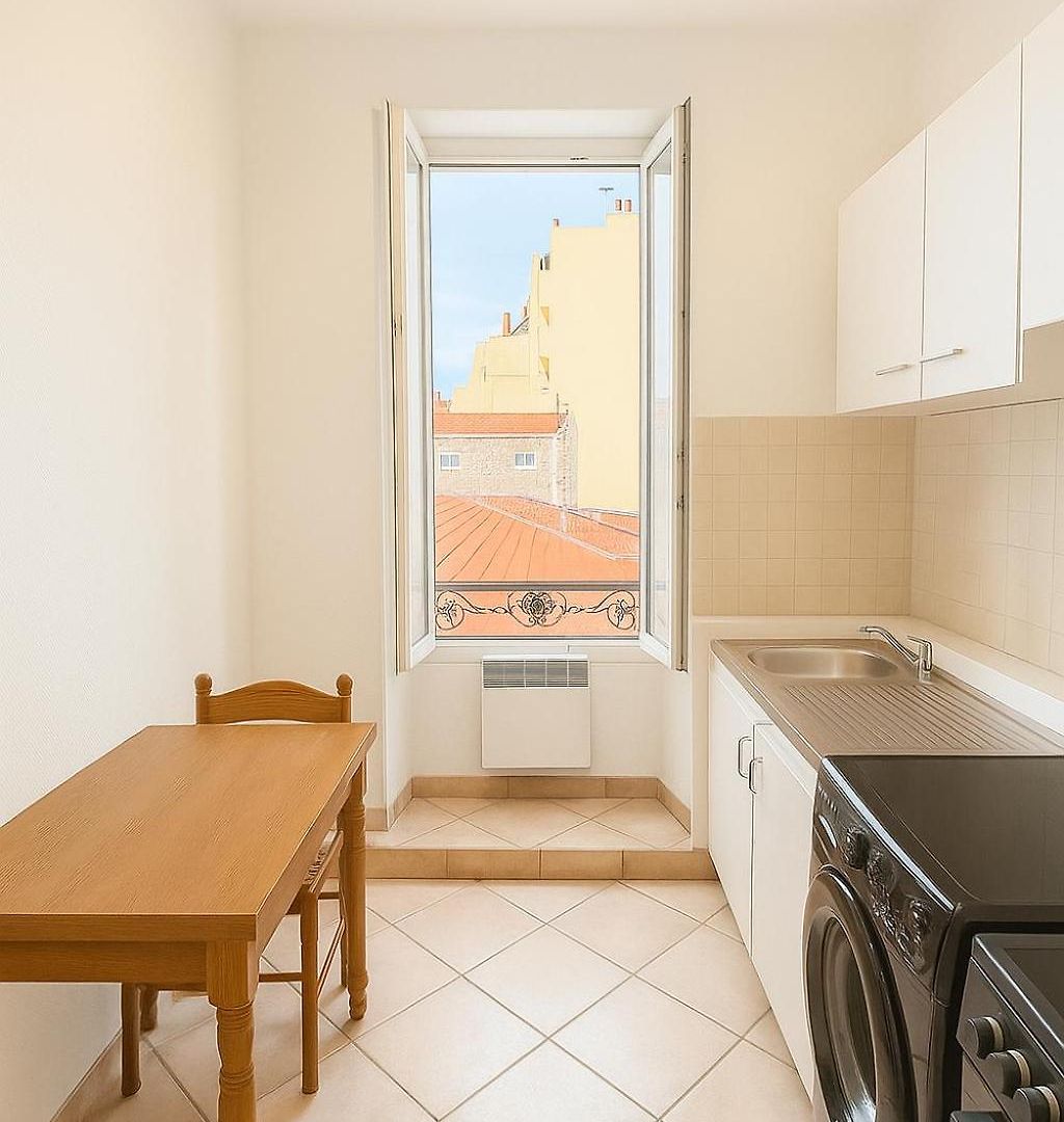 Grand Dans Le Centre De Appartement Nice