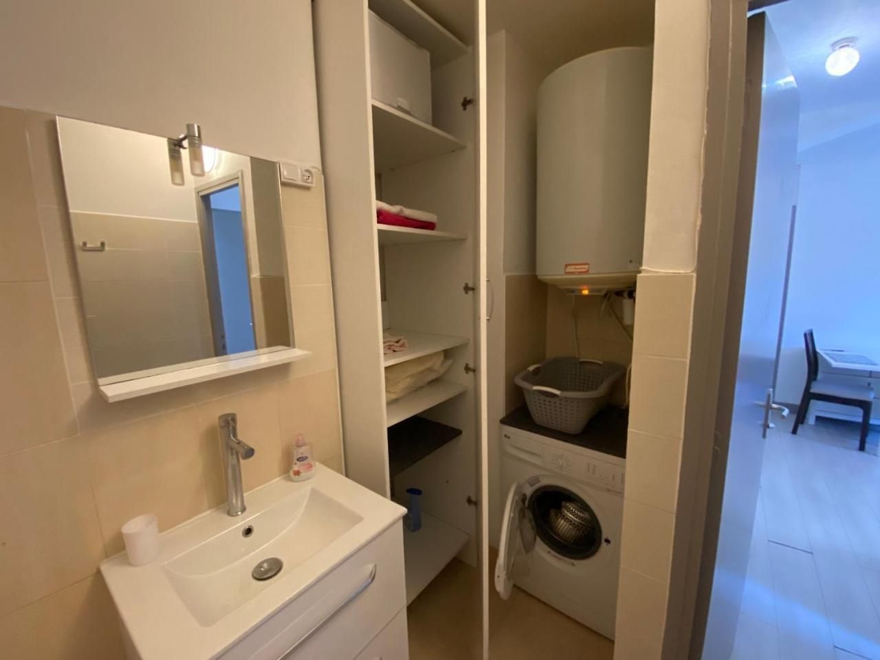 Hillside With 100 Sqm Private Garden * Nice