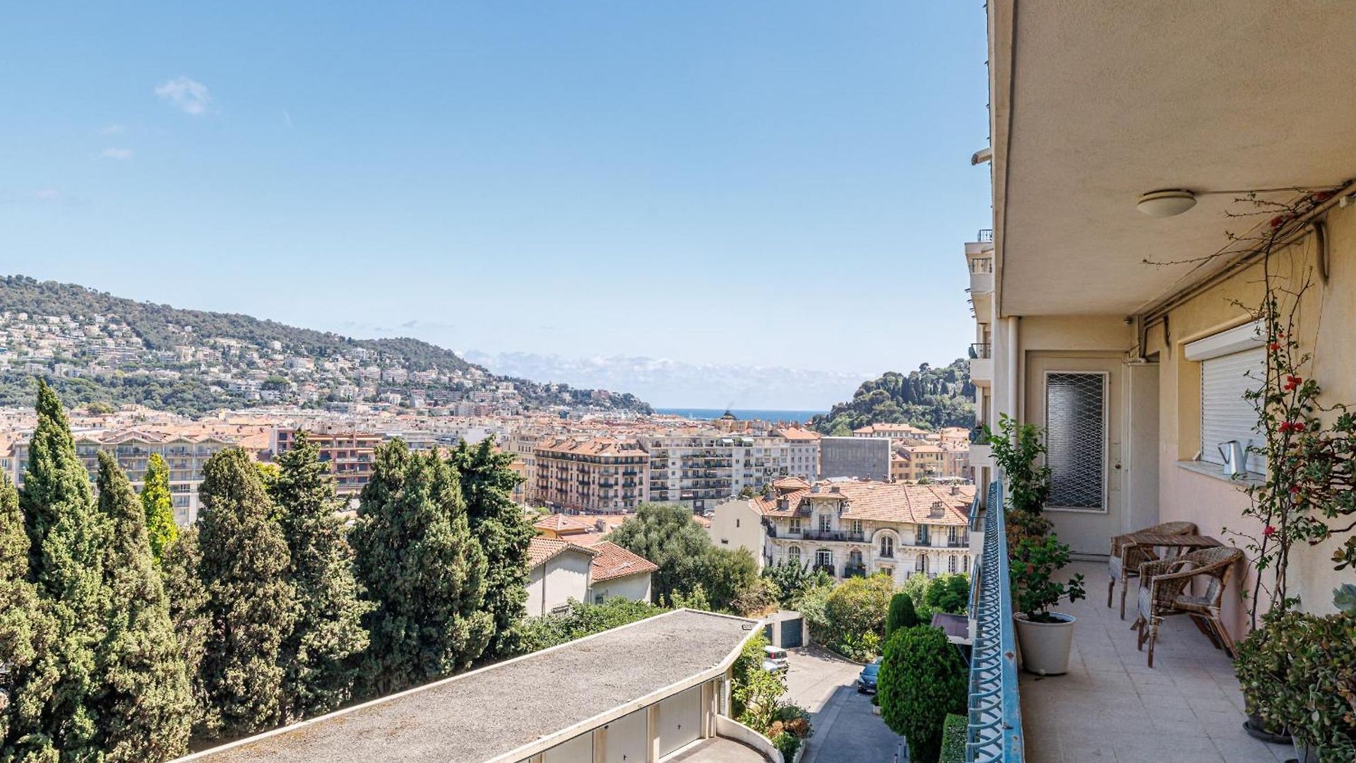Quiet & Open View - 1 Bdr Large Terrace Appartement *
