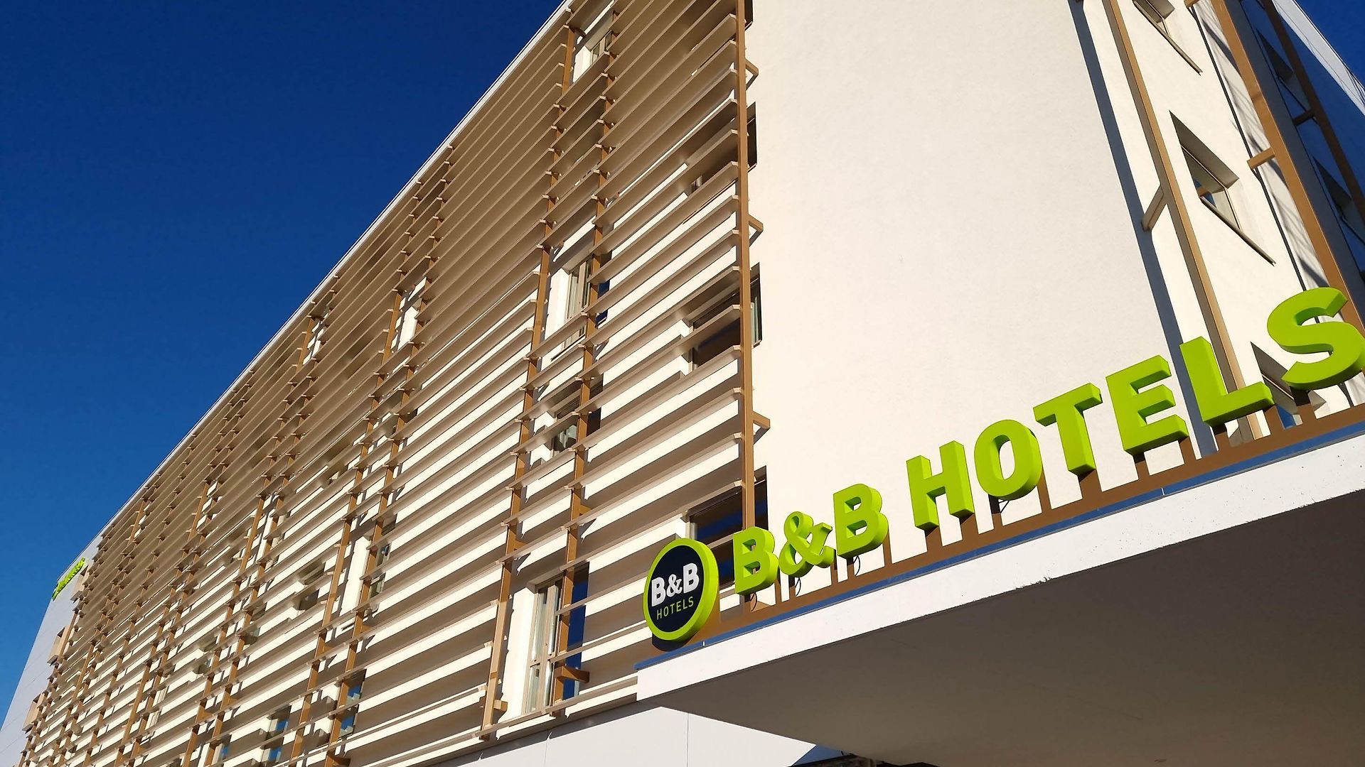 Stade Riviera Hotel 3*