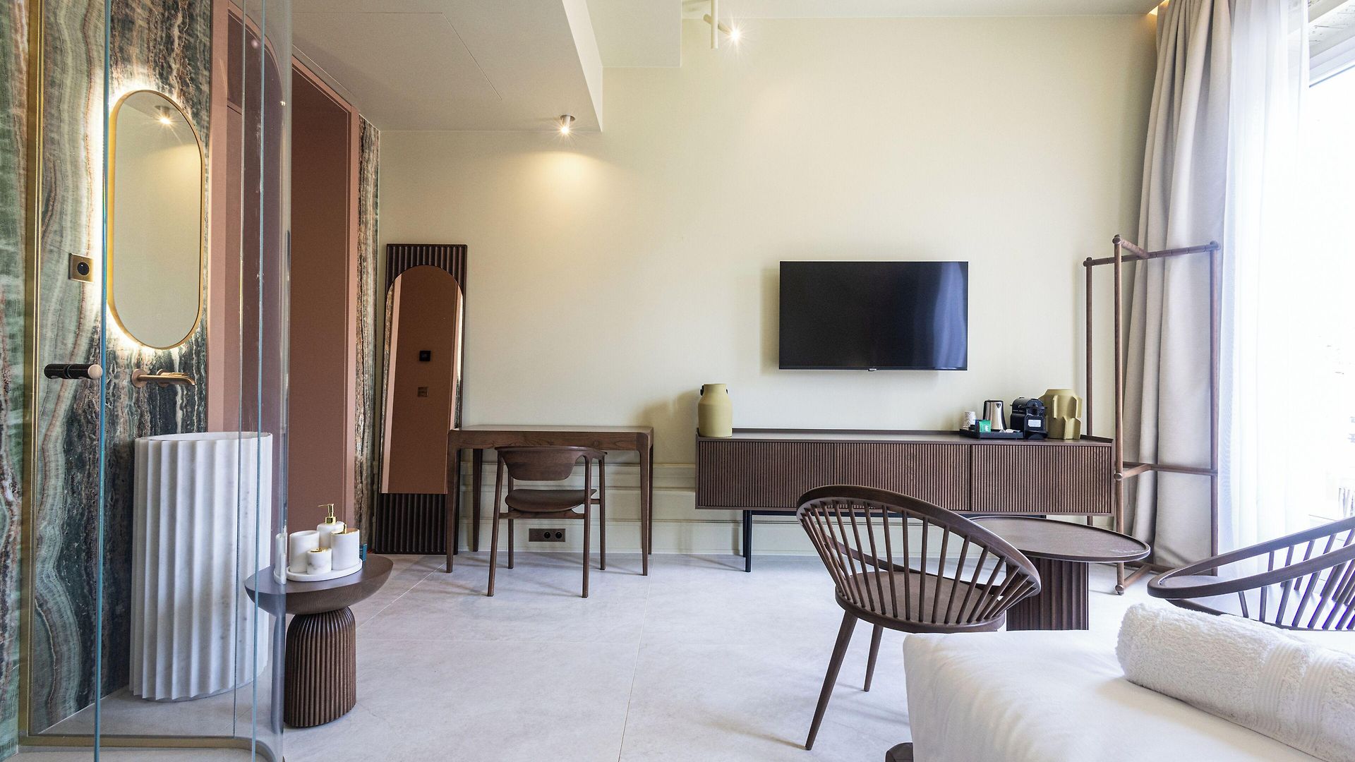 Hotel Naomi 3*