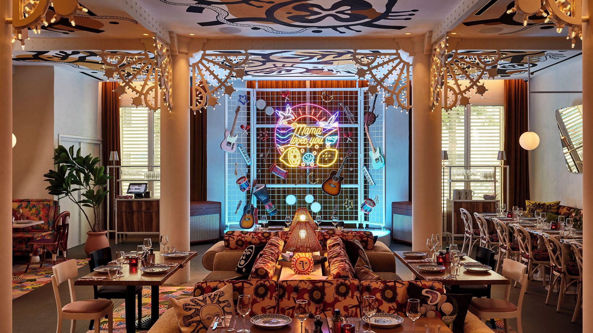 Hotel Mama Shelter 4*
