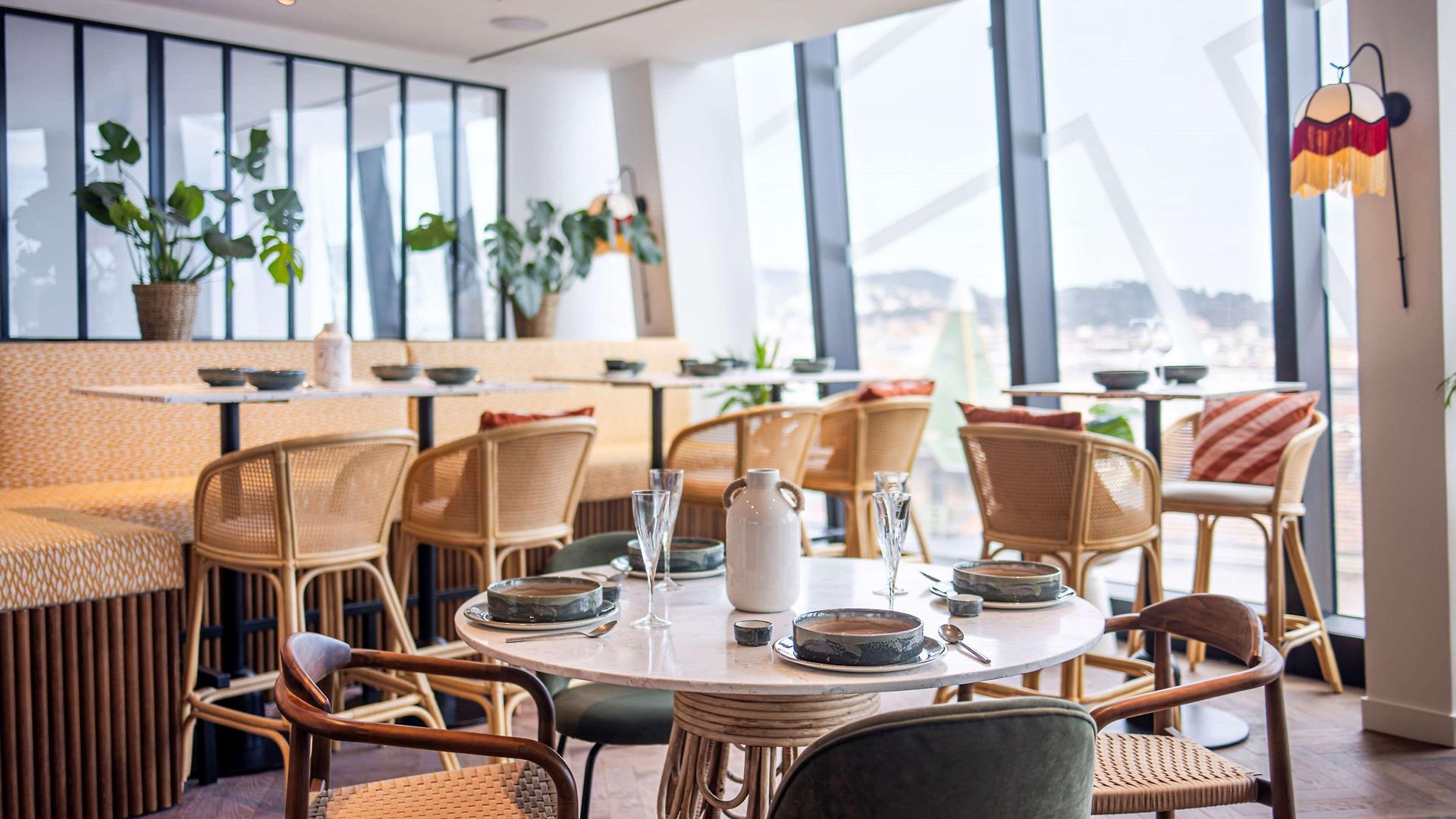 Doubletree By Hilton Centre Iconic 4* Nice
