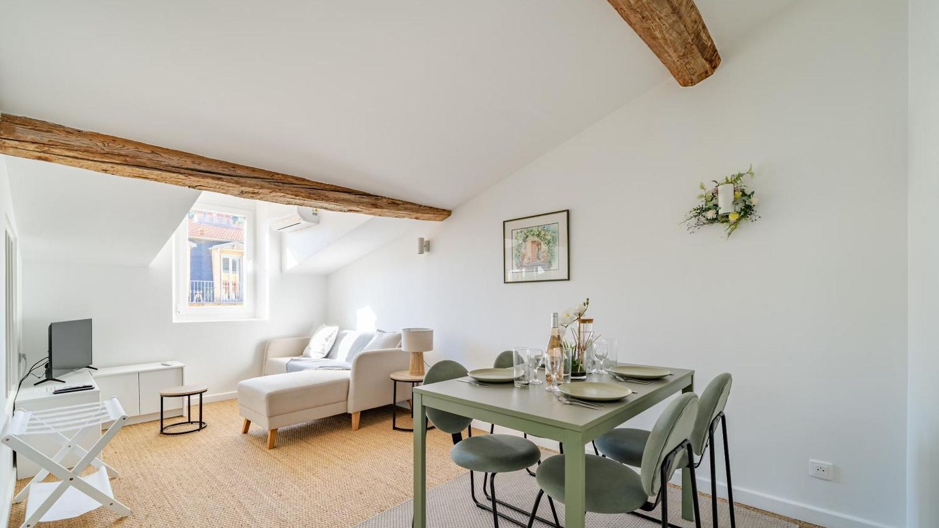 Port De - Cosy Flat - 1 Bed - Ac Apartment *