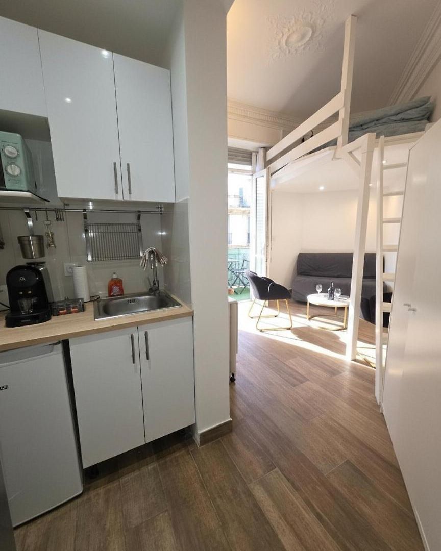 Cozy Studio, Balcony & Ac, Heart Of * Nice