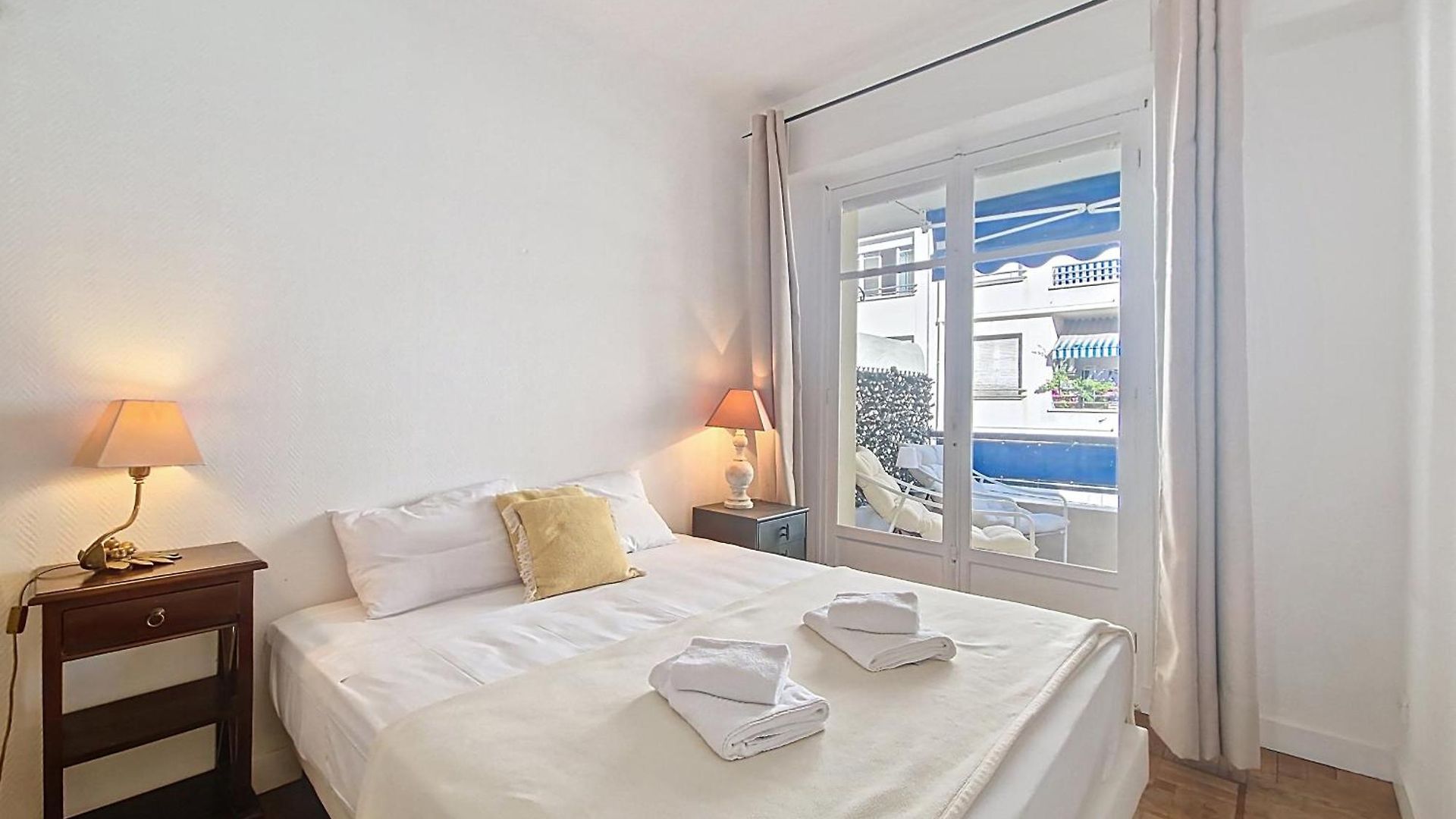 Nestor&jeeves - Lady Blue - Terrace - Close Sea Apartment