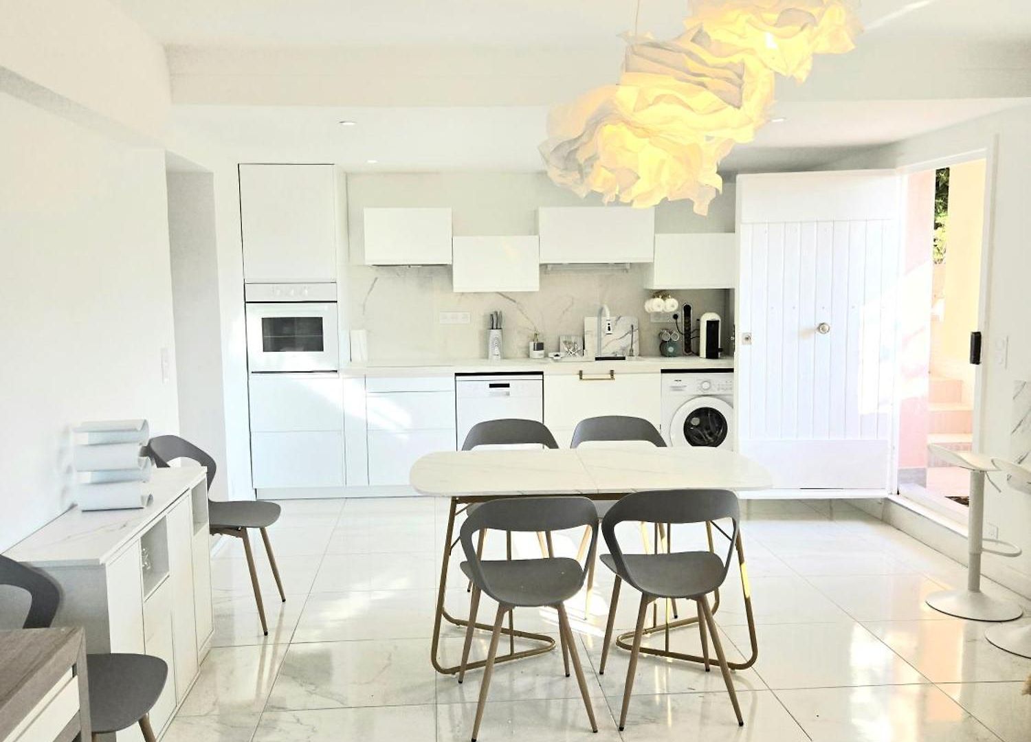Appartement Le Mazet, Nice, Piscine, Vue Mer, Promenade Des Anglais, Baie Des Anges *