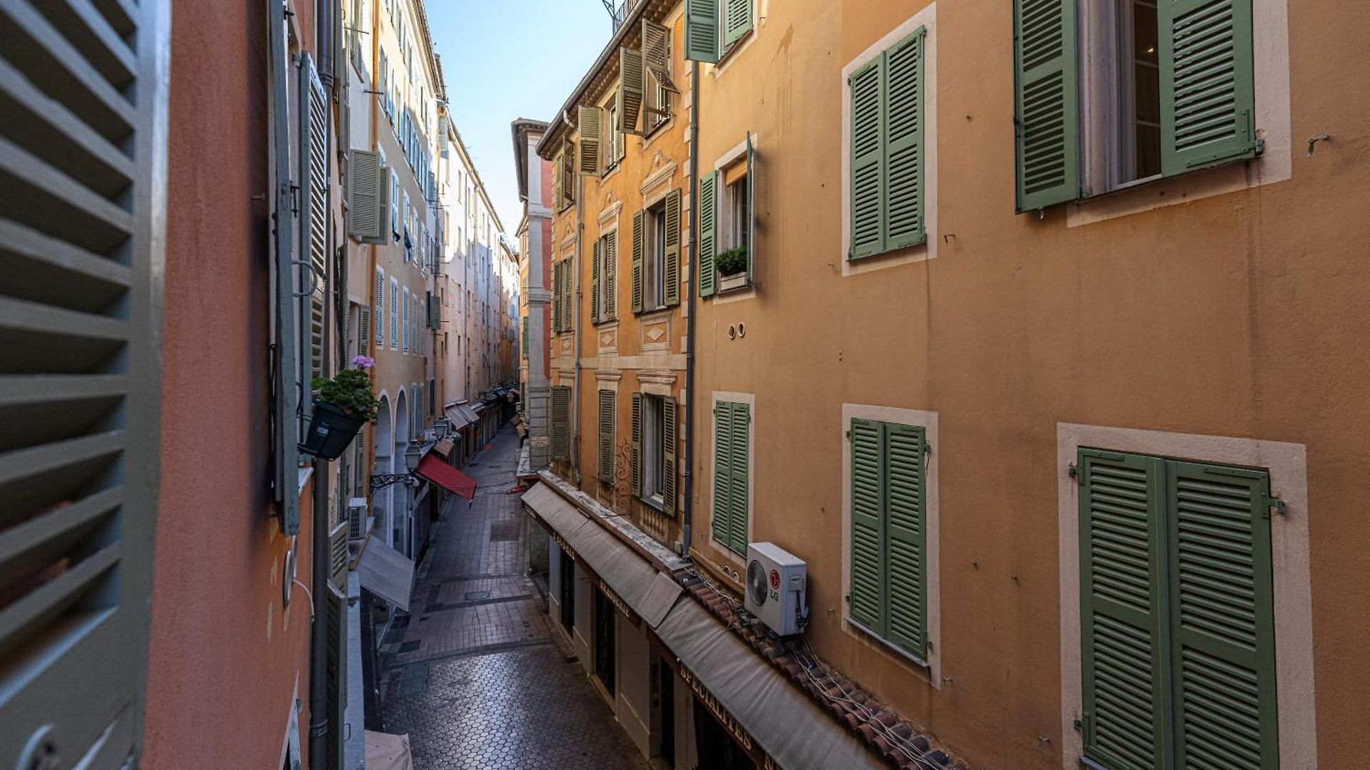Appartement En Plein Cœur De La Vieille à *