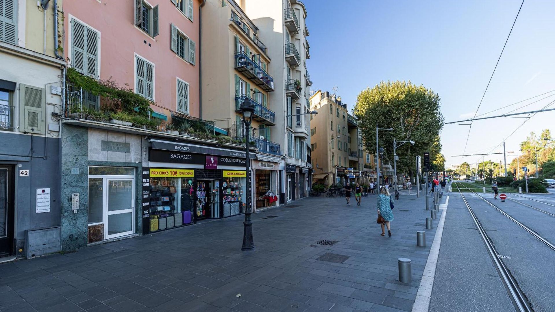 En Plein Cœur De La Vieille à Appartement