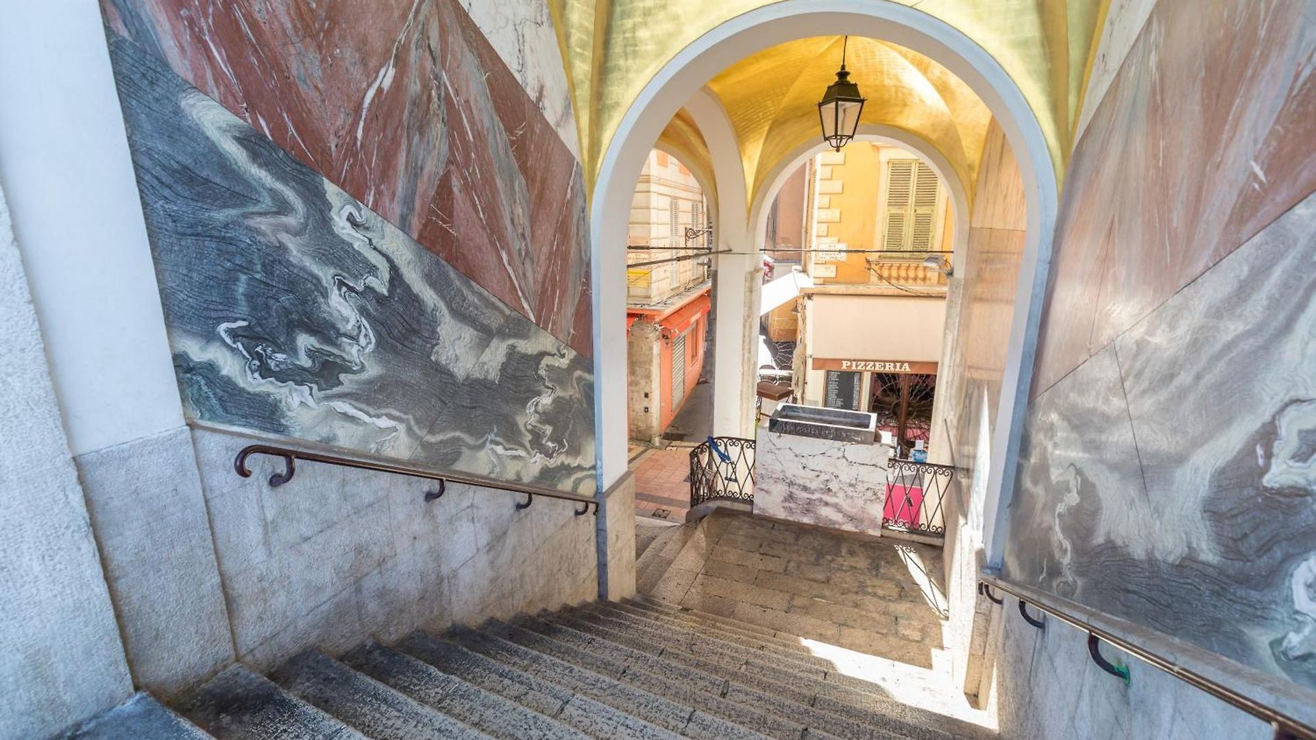 En Plein Cœur De La Vieille à Nice