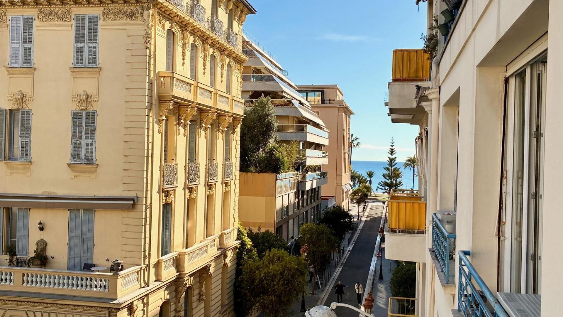 Appartement Riviera - Hyper Centre - Supérieur Ac Avec Balcon Et Aperçu - Balcon Massenet 1 Nice