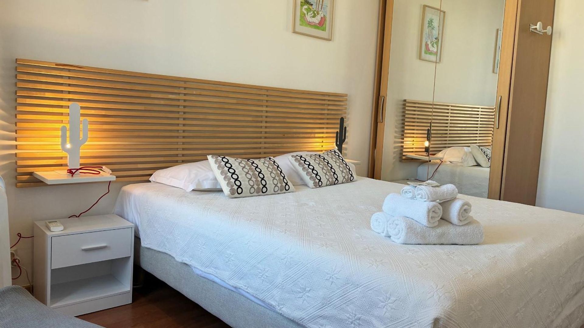 Riviera: Seaside Elegance On Promenade Des