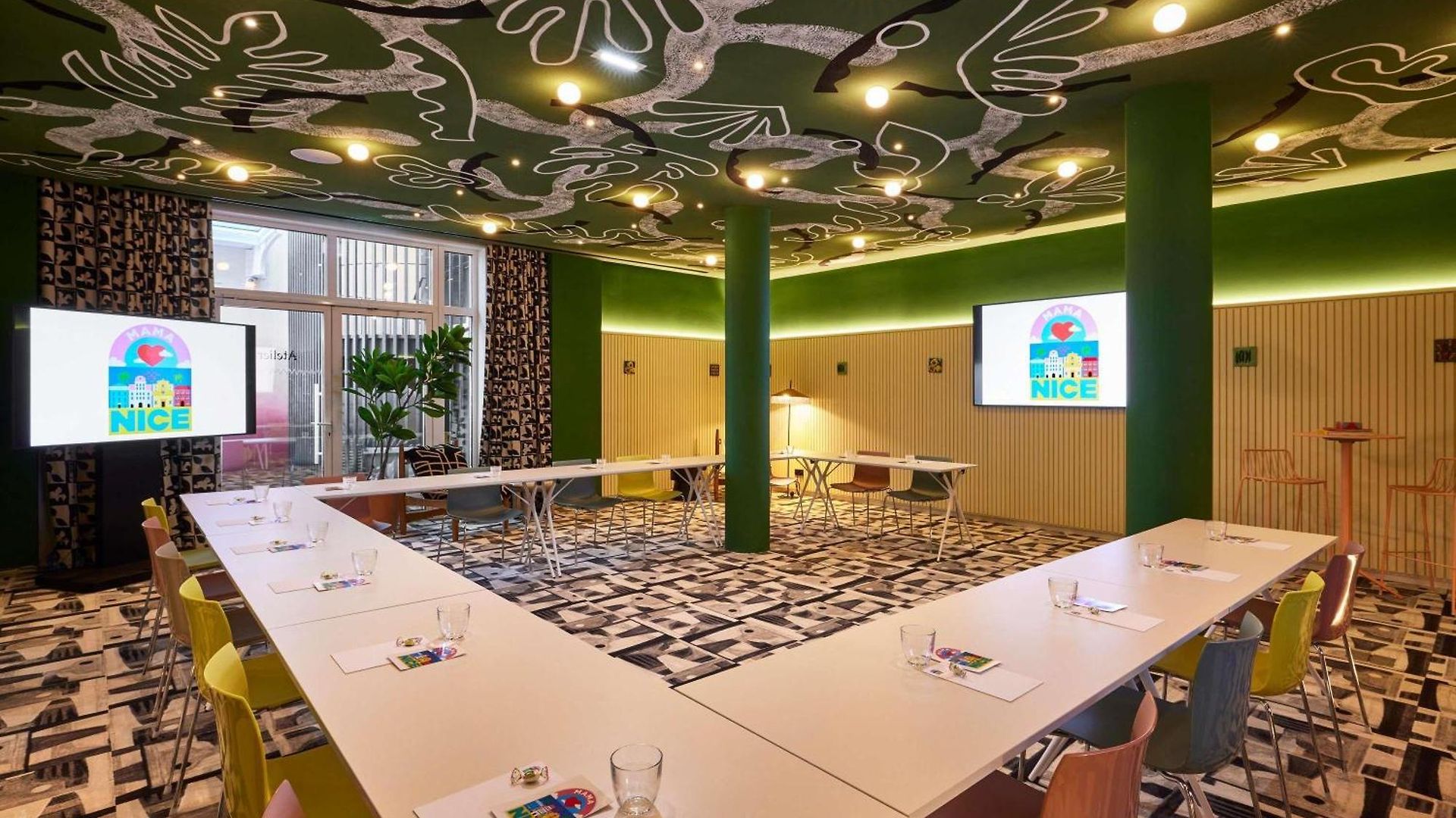 Hotel Mama Shelter