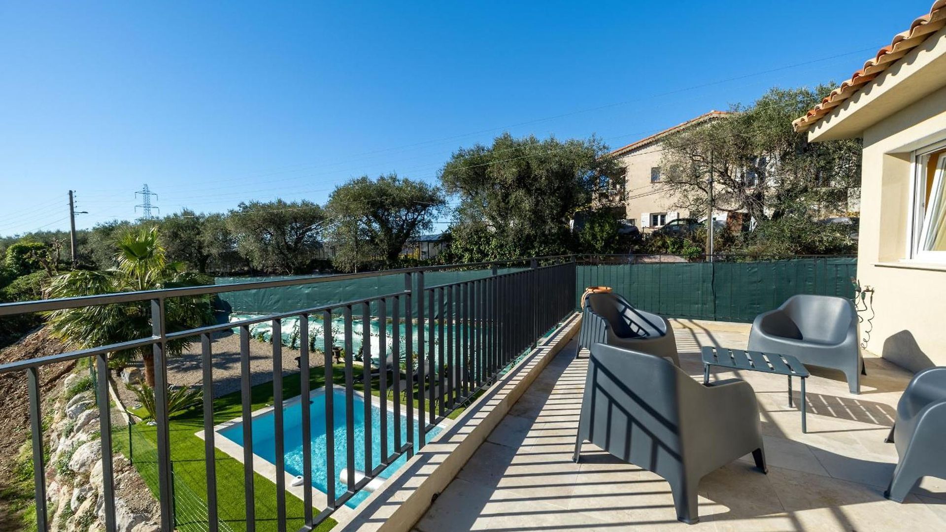 Happyfew Domaine Des Sources * Nice