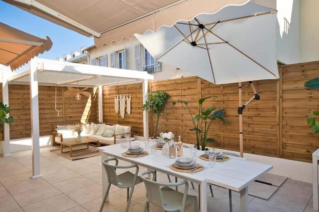 Charm Xxl Terrace