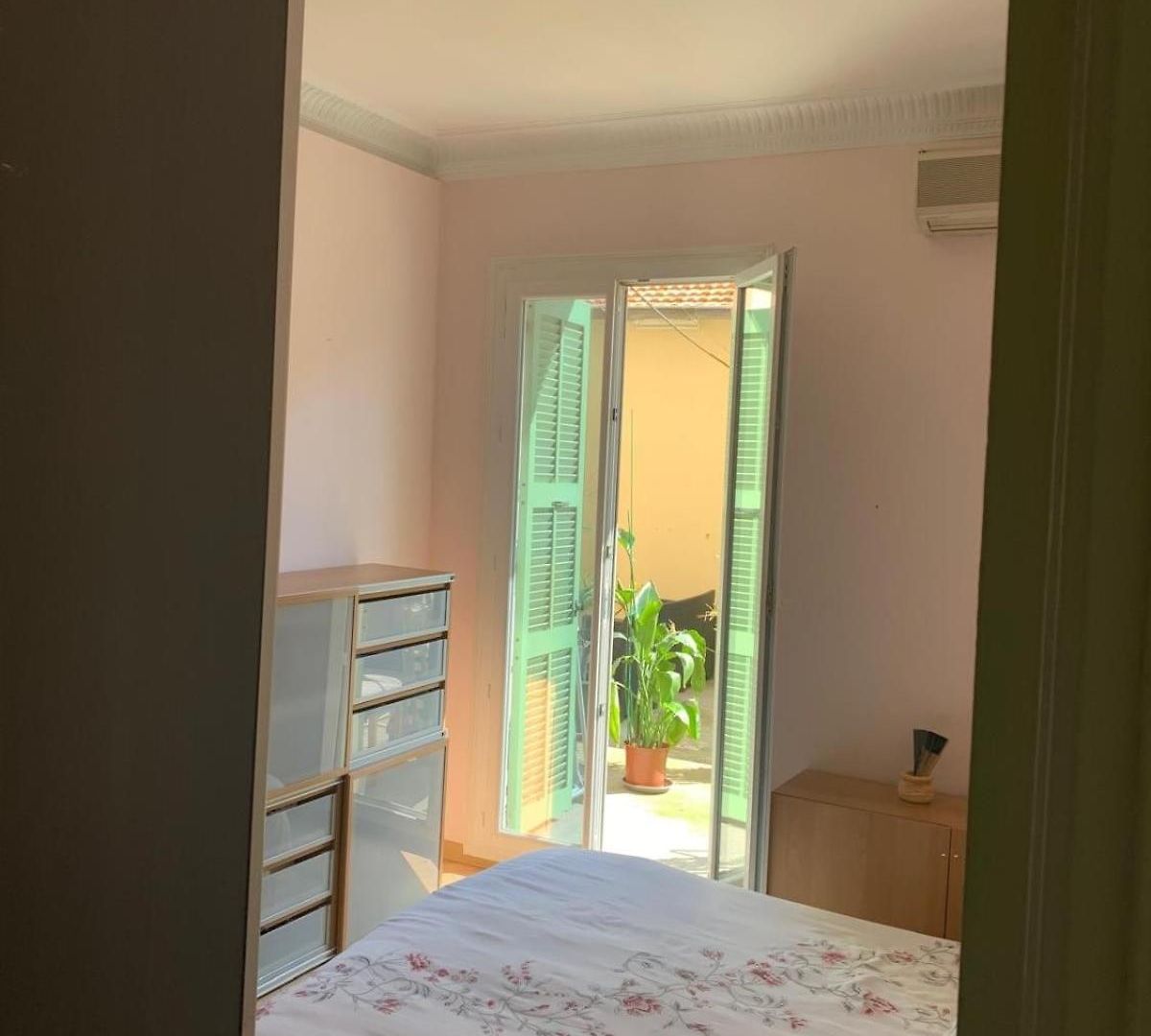Appartement Et Terrasse Centre *