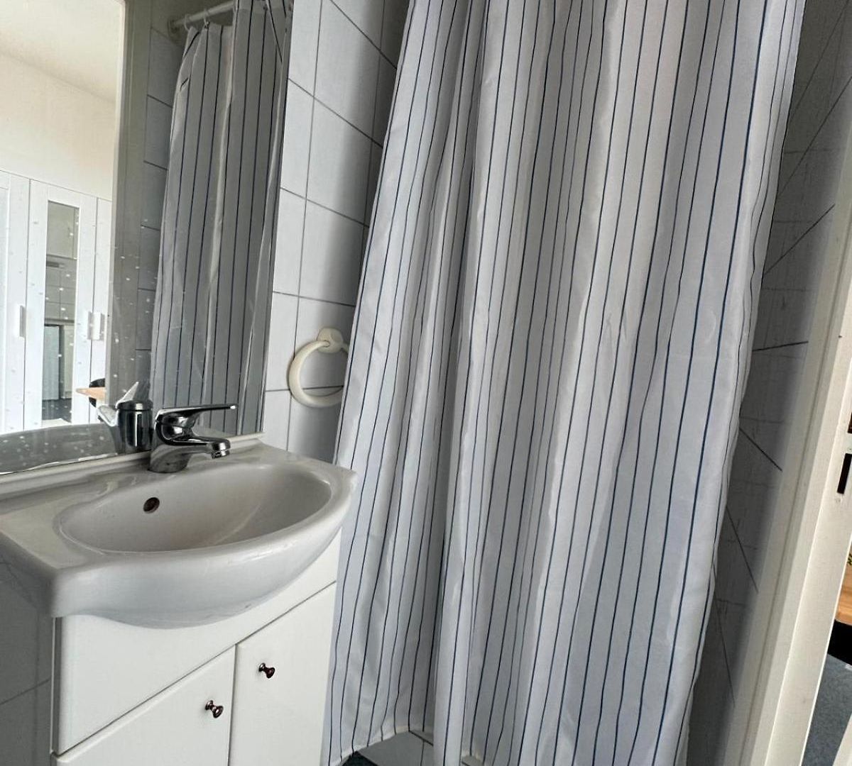 Apartment Bright In - Mobility Lease Only - Wifi *