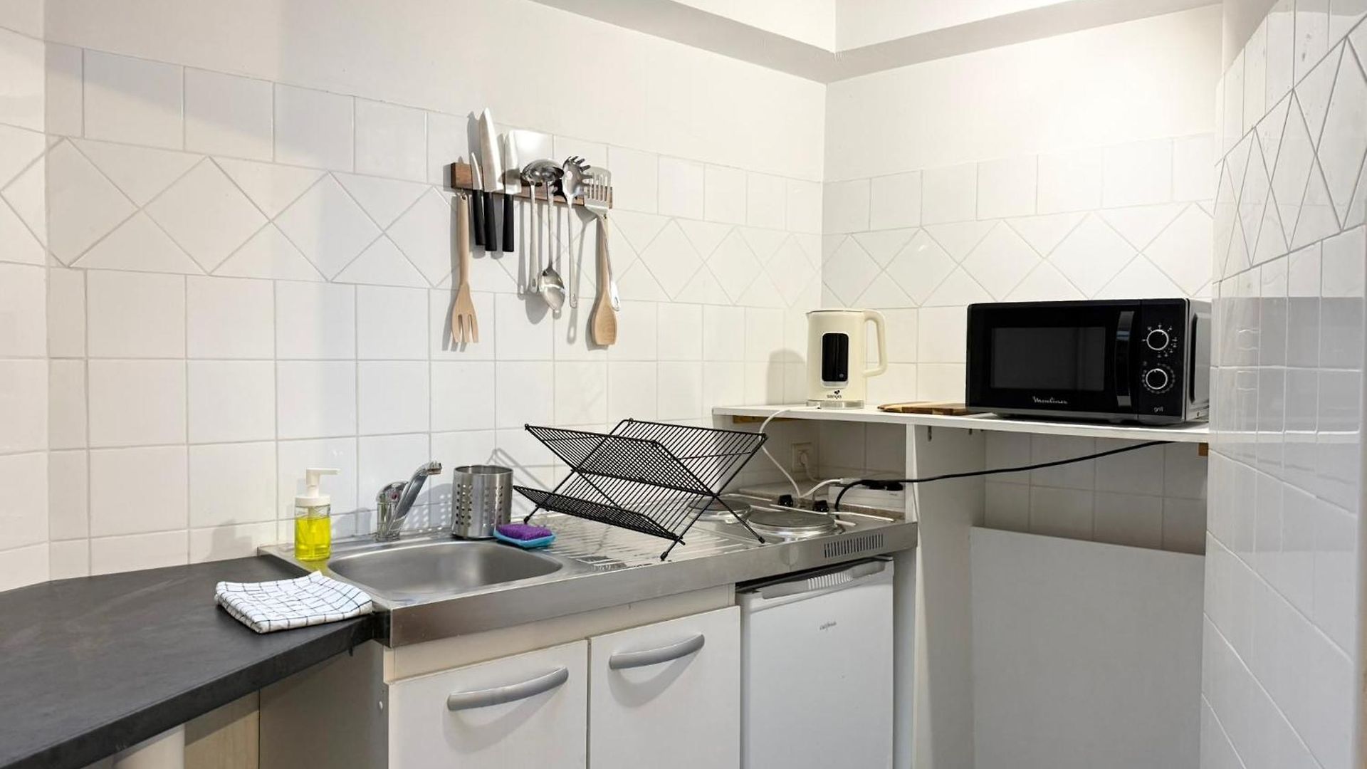 Cocon Au Calme Près De La Avec Stationnement Public Gratuit Dans La Rue Appartement Nice