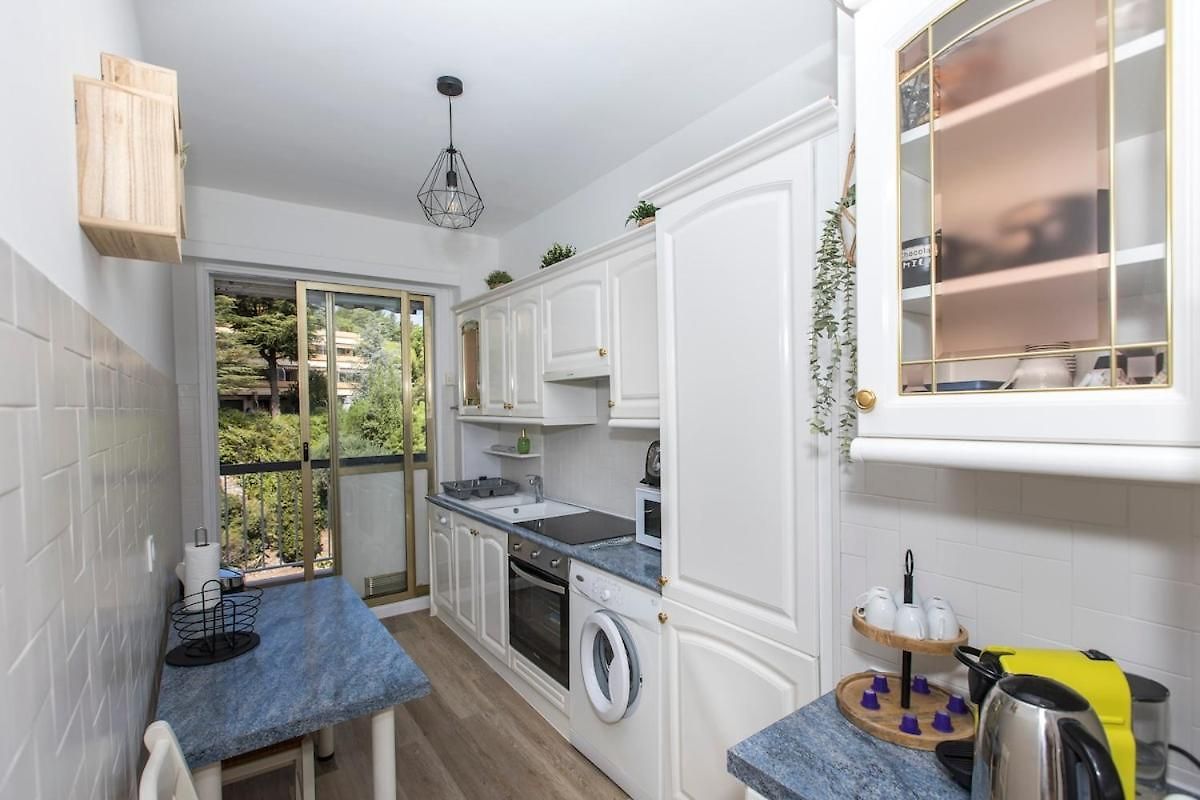 Breathtaking Panoramic View Of ! Apartment