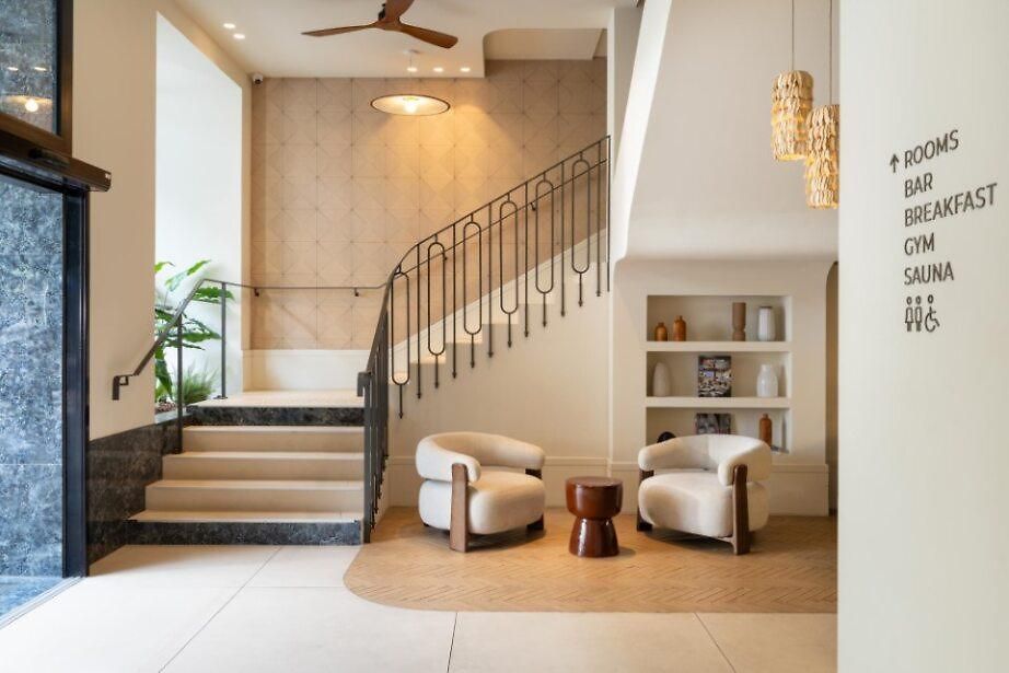 Le Noailles Gare Hotel 3*