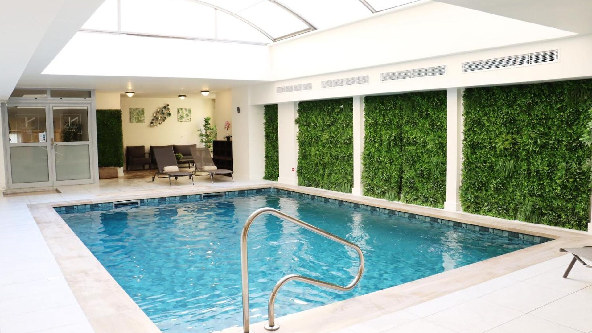 Hotel Riviera 4*