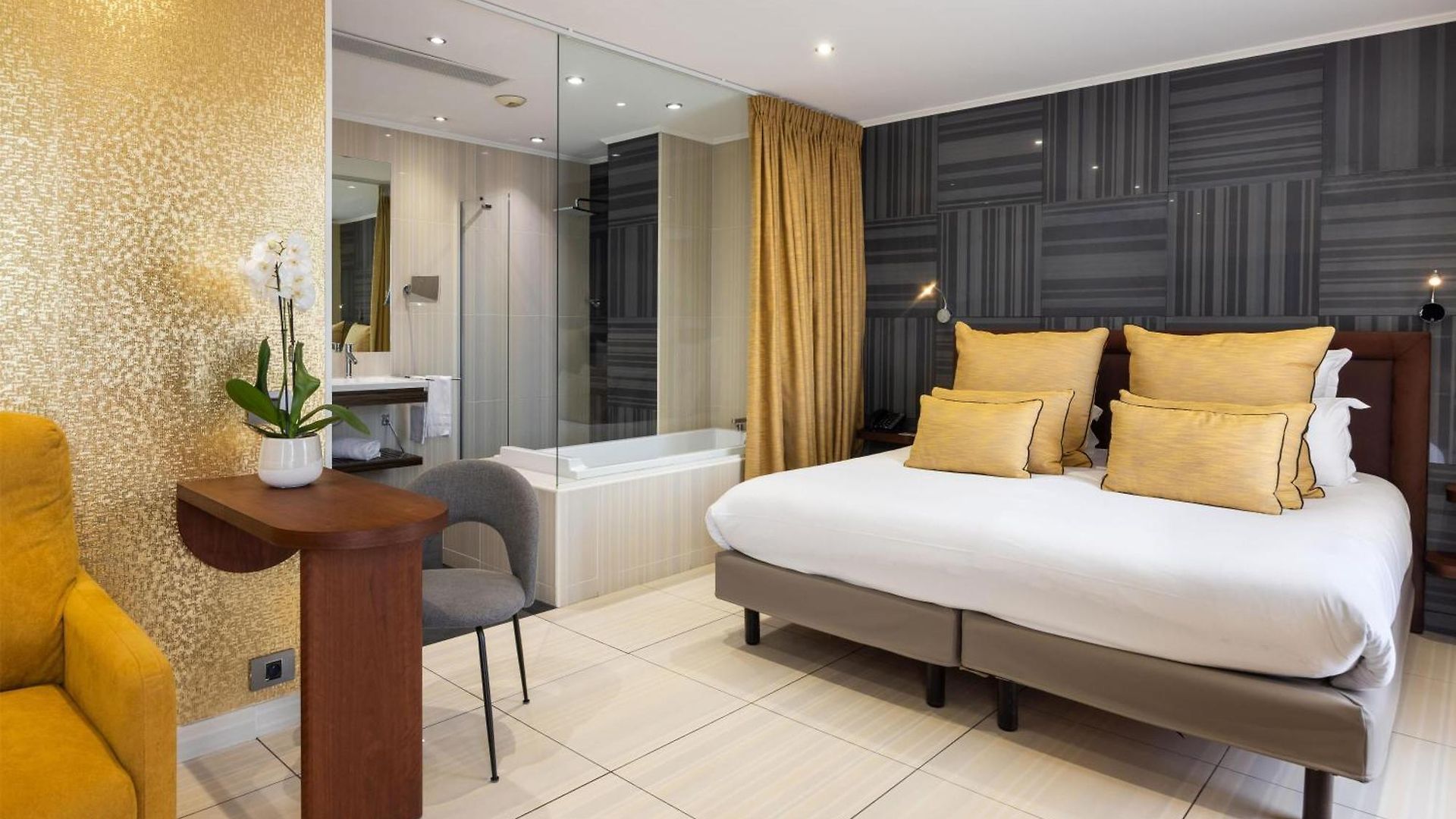 Western Massena 4* Nice