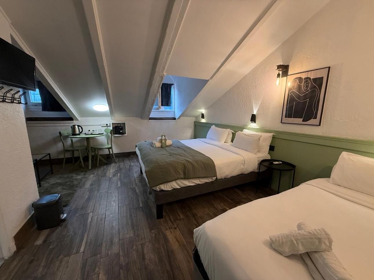 Hotel De Berne 2*