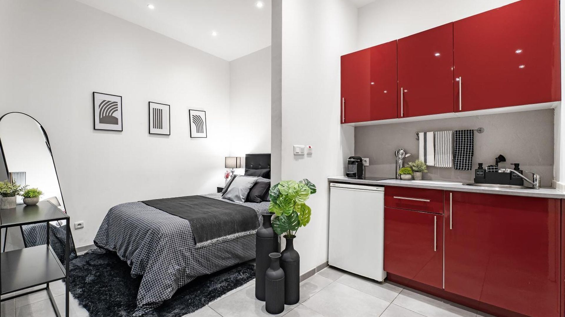 Gallo - New Modern Loft Old Town Massena Appartement
