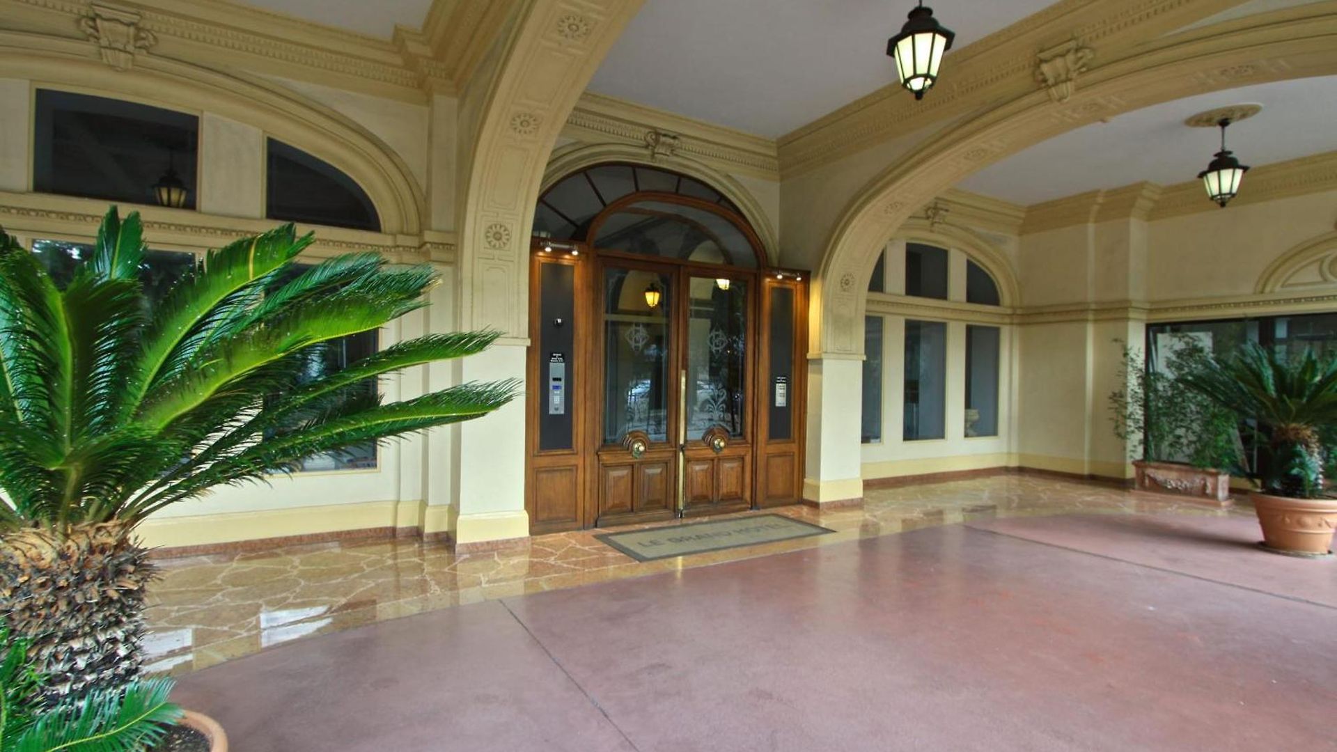 Appartement Grand Center At 2 Minutes Walk From The *