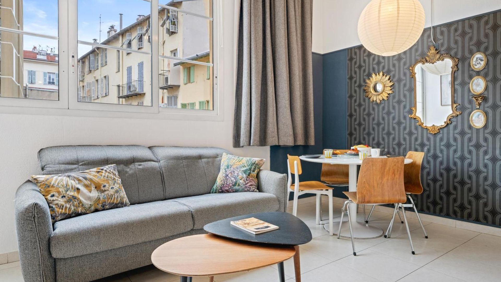 Nice-duplex-plage-parking-cimatisation Appartement *