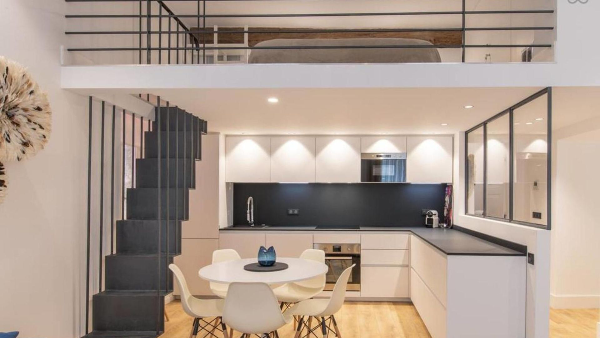 Cours Saleya Renovated 3 Bedrooms 1 Min To Air Conditioning