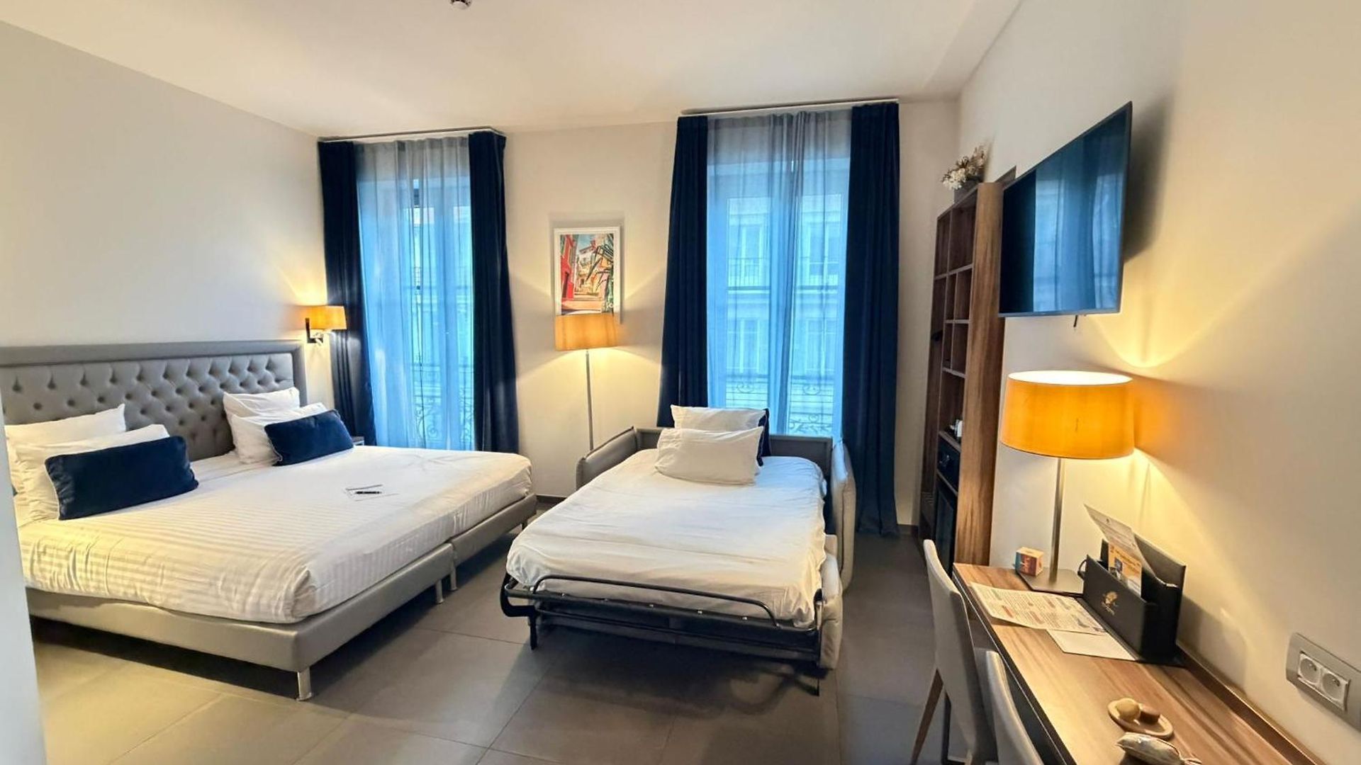 Azur Riviera Hotel