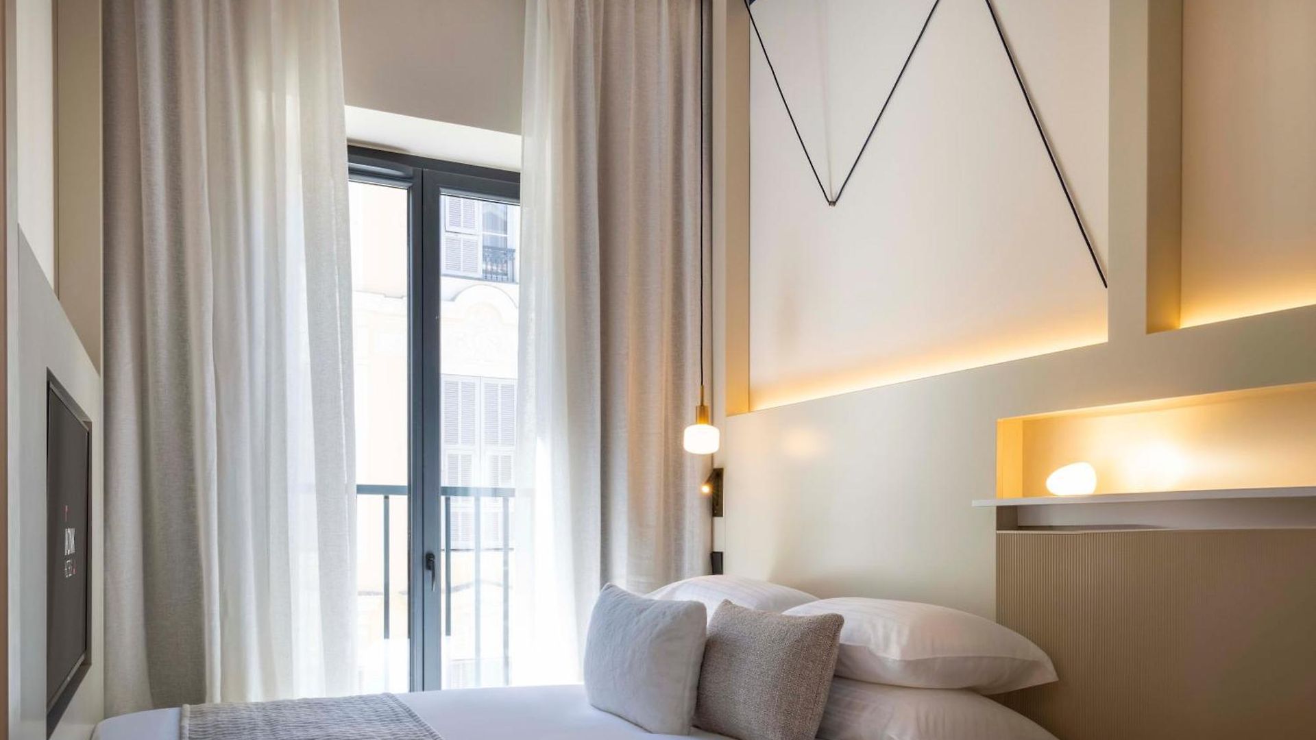 Hotel Ikonik Jean Médecin 4*