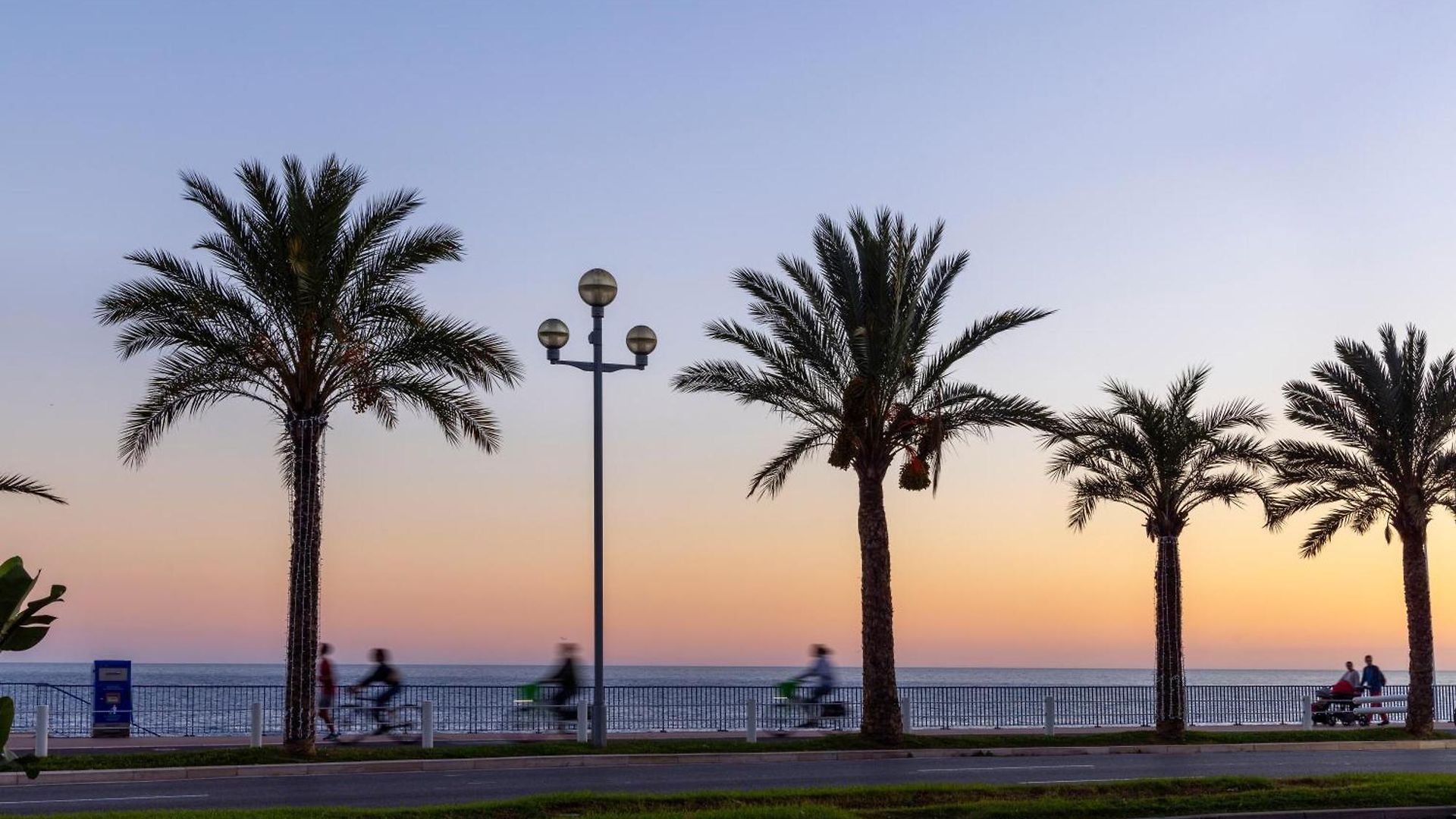 Crisol Promenade Hotel